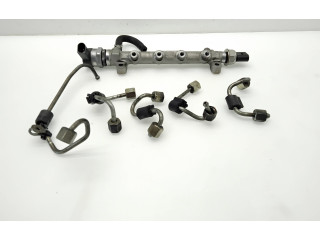 Топливная рампа R04L125, 057130764AB Skoda Octavia Mk3 (5E)