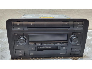 Радио/ проигрыватель CD/DVD / навигация