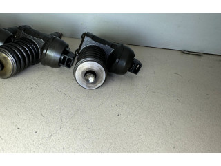 Комплект форсунок 038130073AG, 0414720215    Volkswagen Touran I   