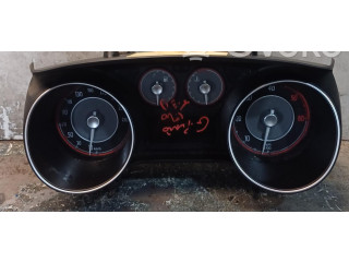 Přístrojová deska  Fiat Punto Evo 2010   