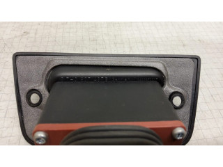 Контактное соединение дверей