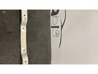 Другая часть передней ходовой части