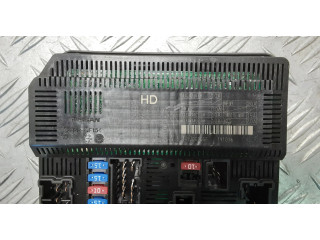 Pojistková skříňka 284B74JW2B Nissan Navara D23 2016