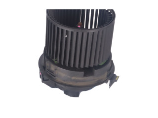 Вентилятор печки    272107379R   Dacia Sandero