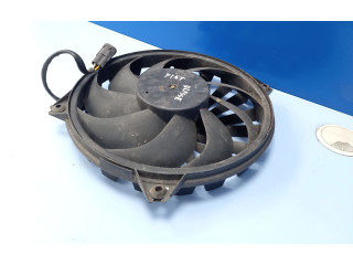 Вентилятор радиатора 8260215 Peugeot Expert 0.0