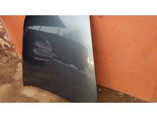 Капот двигателя