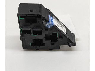 Блок предохранителей 31473569   Volvo S90, V90    