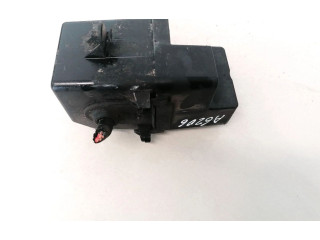 Блок предохранителей 1J0941389B Volkswagen Golf IV