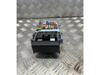 Pojistková skříňka 13222786 Opel Zafira C 2016