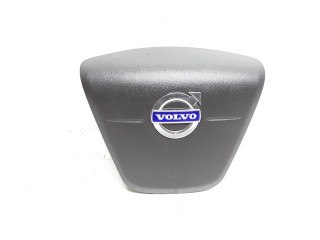 Подушка безопасности водителя    Volvo V70