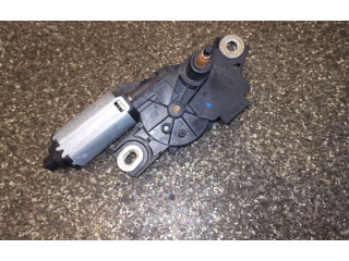 Моторчик заднего дворника 2K0955712A    Volkswagen Caddy