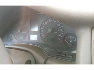 Панель приборов Audi A8 S8 D2 4D