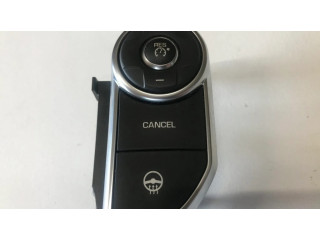 Кнопки рулевого колеса