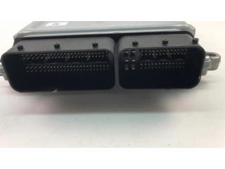 Блок управления двигателя     31336983, 0281018414    Volvo XC70 