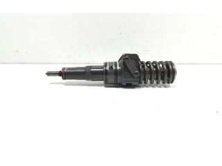 Форсунка 038130073AG Skoda Octavia Mk2 (1Z)