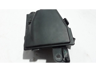 Блок предохранителей 8200790426 Dacia Duster