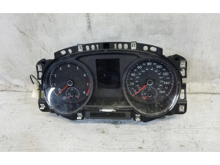 Панель приборов Volkswagen Golf VII