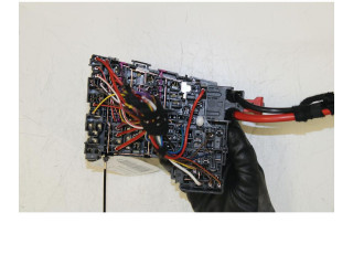 Блок предохранителей Audi Q3 F3