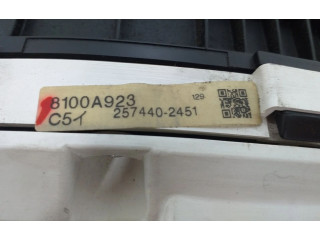 Панель приборов 8100A923, 2574402451 Mitsubishi Grandis