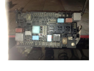 Блок предохранителей Toyota Land Cruiser (J120)