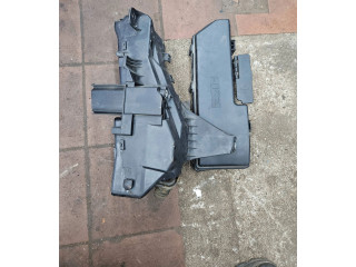 Блок предохранителей  9494210   Volvo V70    