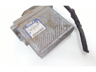 Блок управления двигателя 7700867274, 7700105742 Mitsubishi Carisma