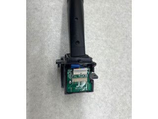 Ручка стеклоочистителей 30798530, 07W17D Volvo V70