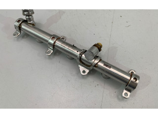 Топливная рампа 06M133316L Audi A5