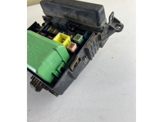 Блок предохранителей 211101368, MR515500 Mitsubishi Outlander