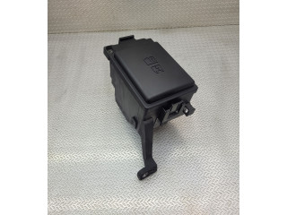 Блок предохранителей GX7314A076DA Jaguar XE