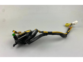 Подрулевой шлейф SRS    Subaru Forester SG