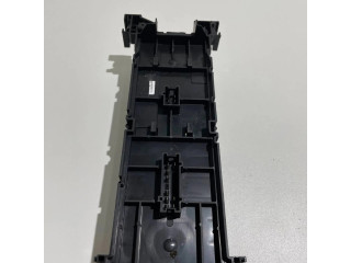 Блок предохранителей A1669061202   Mercedes-Benz GL X166    