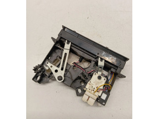 Блок управления климат-контролем    Mazda 323 F