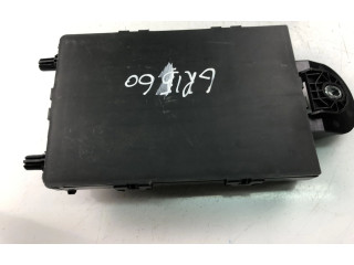 Блок предохранителей 32142591 Volvo XC90