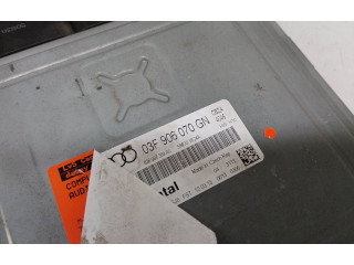 Блок управления двигателя 03F906070GN Audi A1