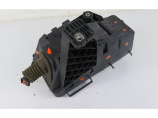 Блок предохранителей 30728132, 30728132 Volvo V70