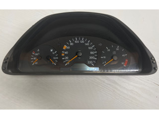 Přístrojová deska Mercedes-Benz E W210 1995 2105401248