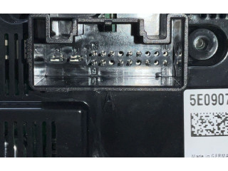 Блок управления климат-контролем 5E0907044H Skoda Octavia Mk3 (5E)