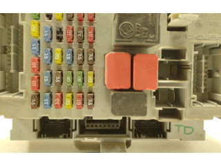 Pojistková skříňka 46788428 Fiat Grande Punto 2005