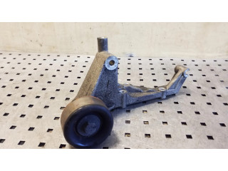 Кронштейн генератора