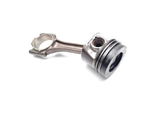  Поршень с шатуном CFWA CFWA  Skoda Fabia Mk2 (5J)  