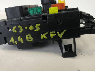 Блок предохранителей 921011C500   Hyundai Getz    