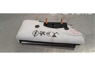 Подушка безопасности в сиденье 9821954780 Skoda Fabia Mk3 (NJ)