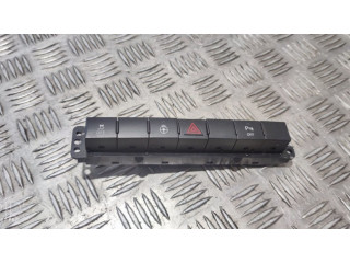 Включатель аварийных фонарей