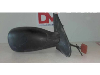 Zpětné zrcátko Peugeot 106