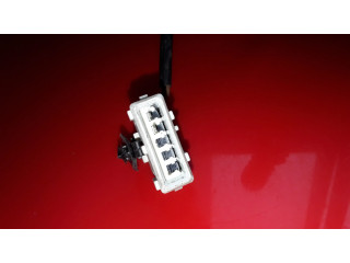 Zpětné zrcátko levé Citroen Berlingo 2003 E30158366