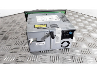 Радио/ проигрыватель CD/DVD / навигация