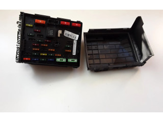 Блок предохранителей 1K0937132F Audi Q3 8U