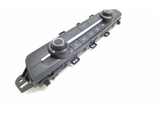 Блок управления климат-контролем 98340409ZD, 35252402 Citroen Berlingo