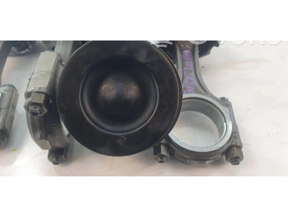  Поршень с шатуном    Peugeot Expert  